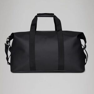 RAINS Hilo Weekend Medium Duffle Weekender Bag